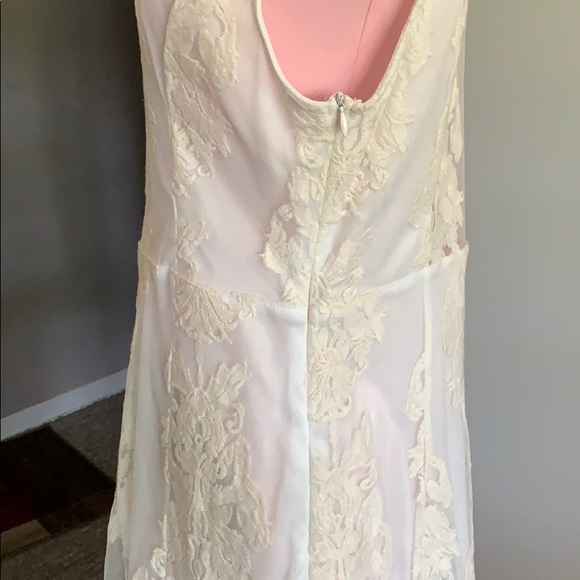 🌾Chelsea & Violet cream colored lace dress🌾 - Picture 8 of 11